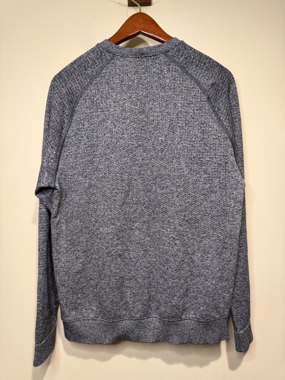 Lululemon Engineered Warmth Long Sleeve Crew Men Large Merino Wool Blend Sweater - Picture 5 of 9